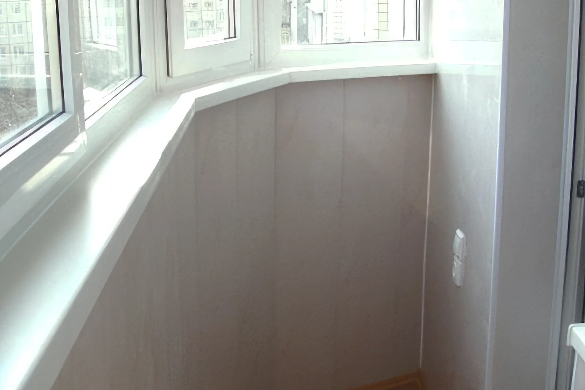 Утеплення балкону