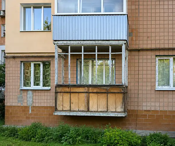 Старий балкон до реновації